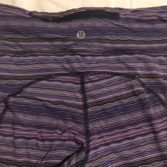 Lululemon yoga pants multiple color - Picture 2 of 2